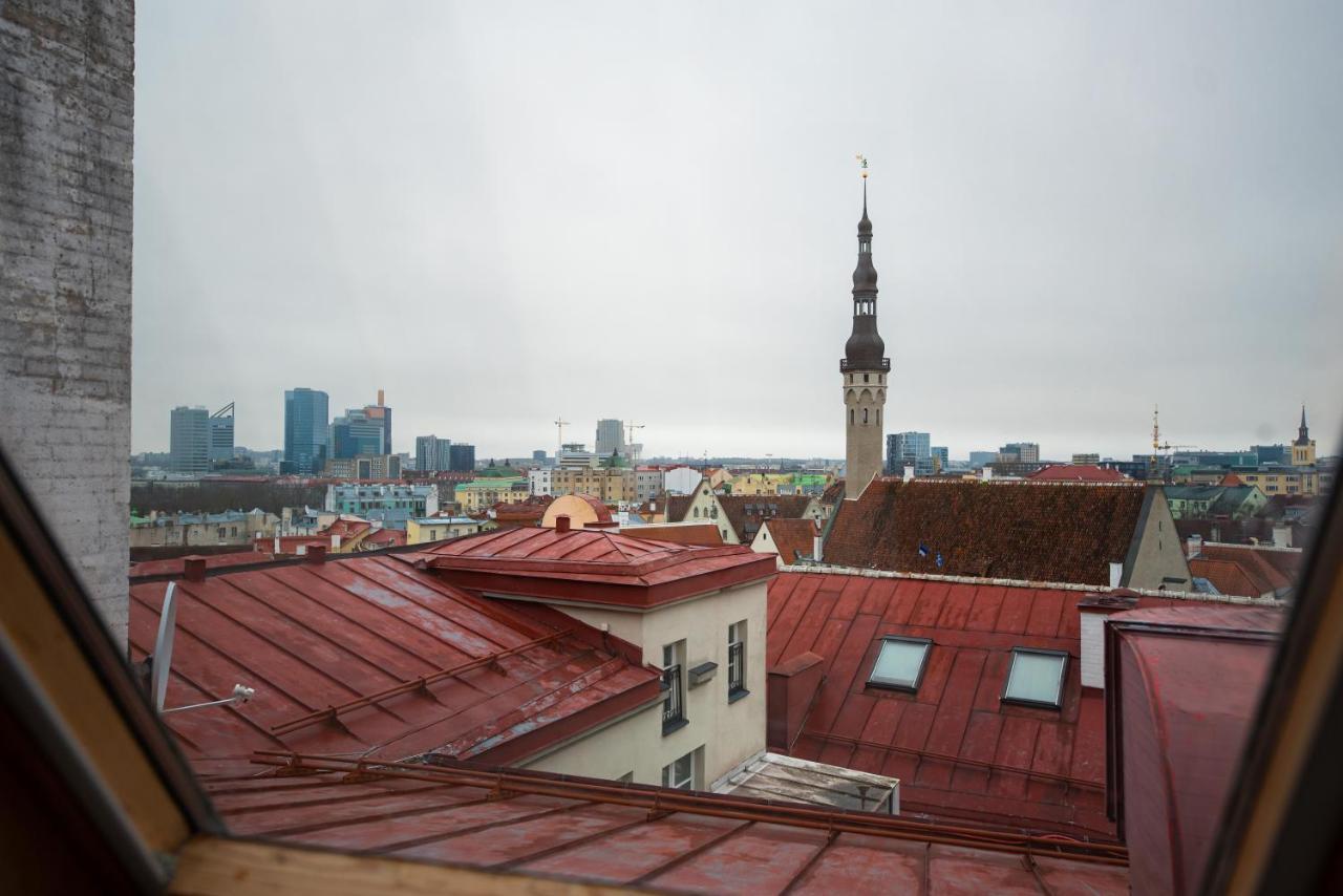 Airhome - Raekoja Plats Tallinn Exterior photo
